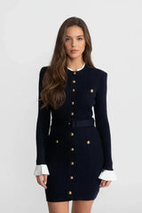 Vestido Midi Canelado com Detalhes em Splicing e Mangas Trombeta