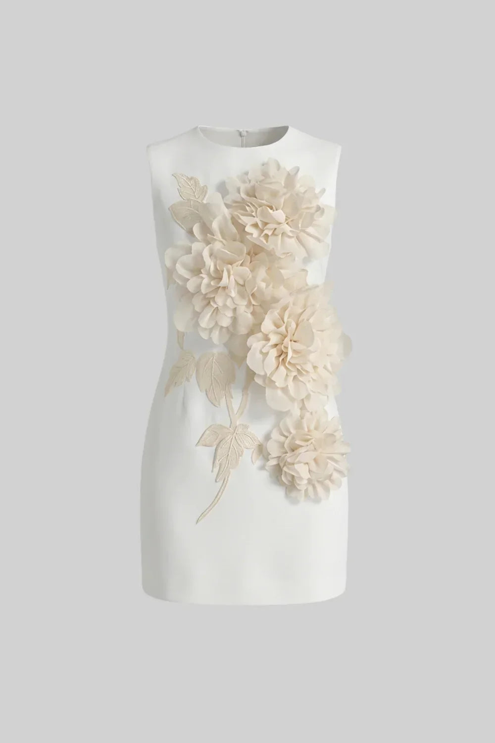 Vestido Curto Alfaiataria com Aplicações Florais em 3D – Exclusividade e Arte