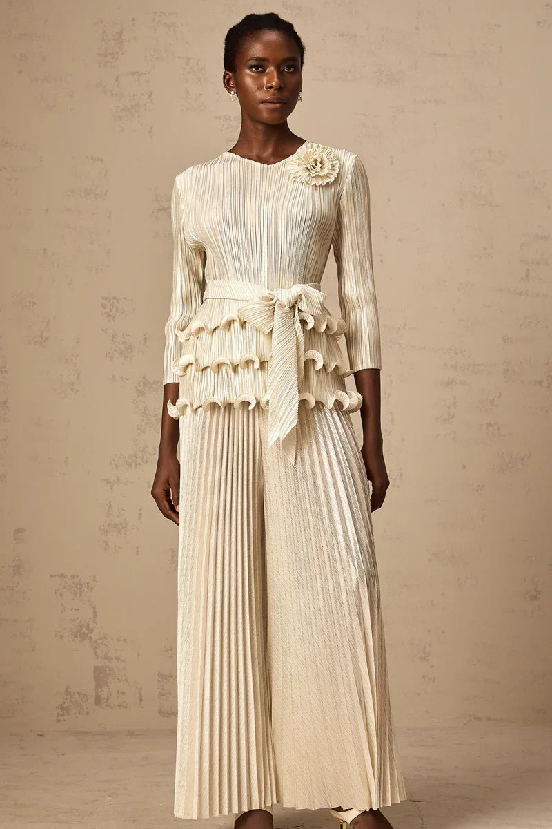 Conjunto Plissado com Acabamento Metalizado e Calça Wide Leg