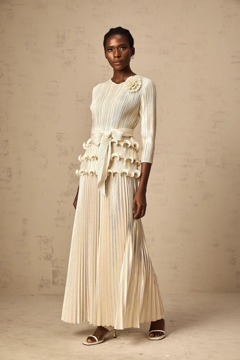 Conjunto Plissado com Acabamento Metalizado e Calça Wide Leg