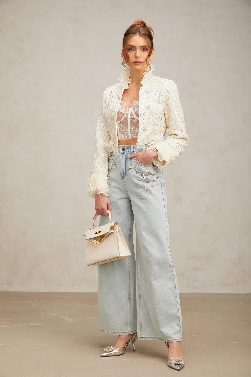 Margot | Casaco Curto em Tweed Branco com Pérolas e Pedrarias