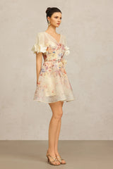 Vestido A-Line Lavanda com Estampa Floral Wisteria e Cintura Marcada
