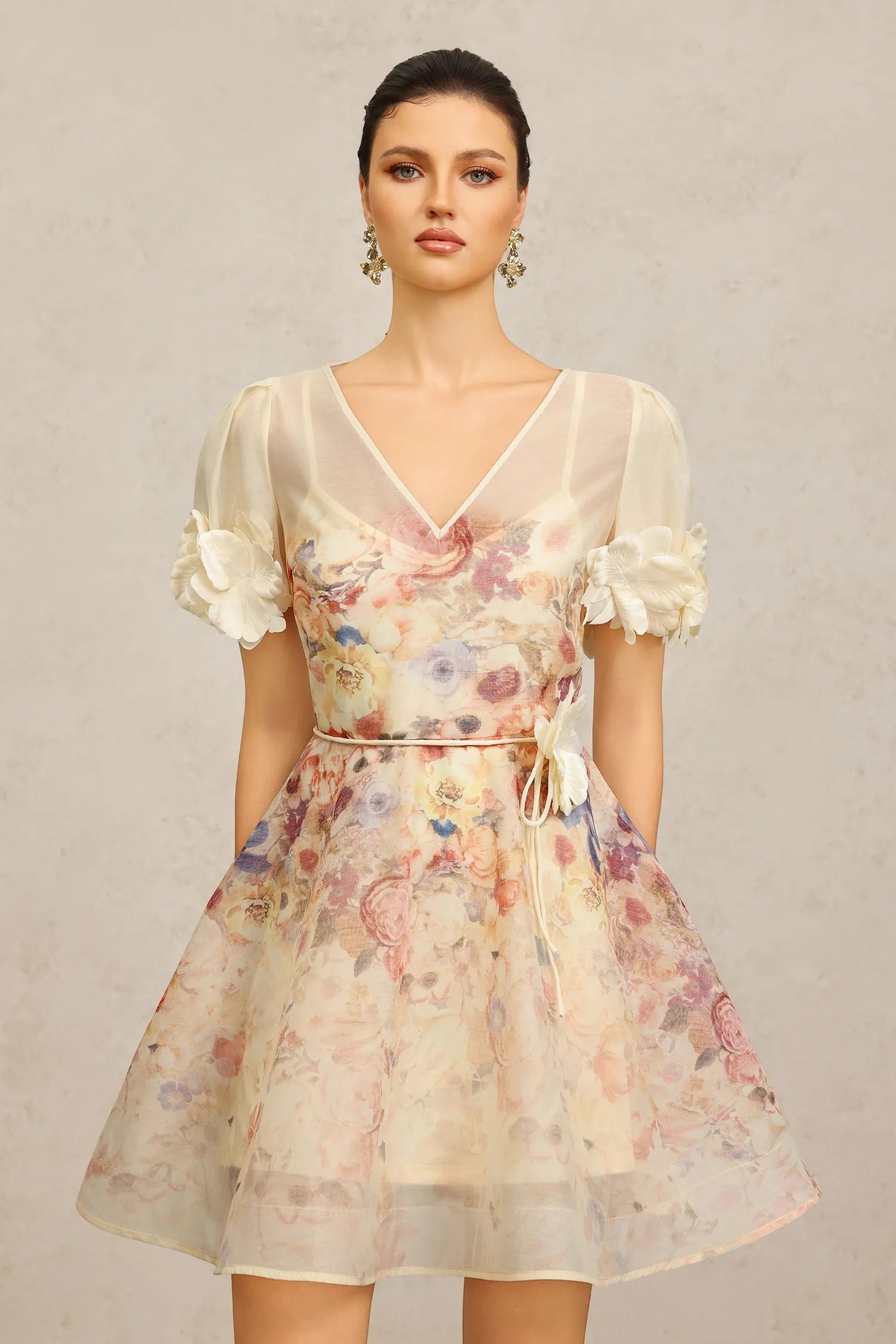 Vestido A-Line Lavanda com Estampa Floral Wisteria e Cintura Marcada
