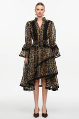 Vestido Midi com Estampa Animal Print, Decote V, Manga Ampla e Cintura Alta Assimétrica