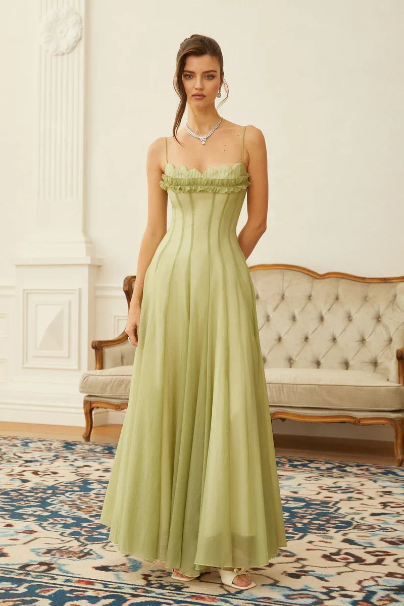 Vestido Longo com Corpete Detalhes em Tule e Franzido