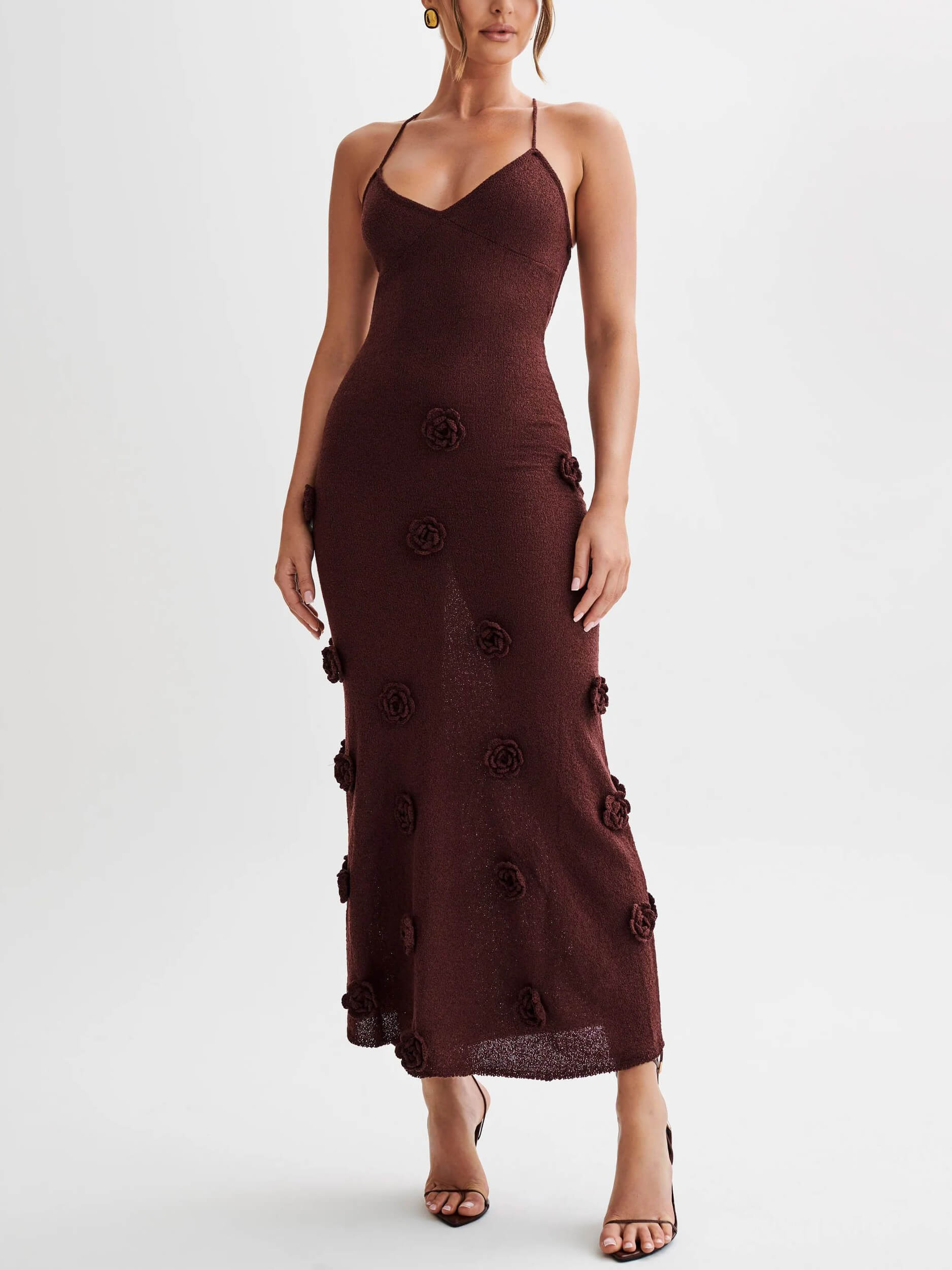 Conceição | Vestido Longo Creme em Renda com Babados e Costas Abertas