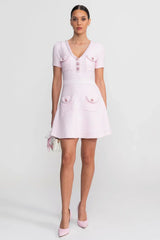 Isabela | Vestido Curto em Tricô Evasê Rosa com Botões