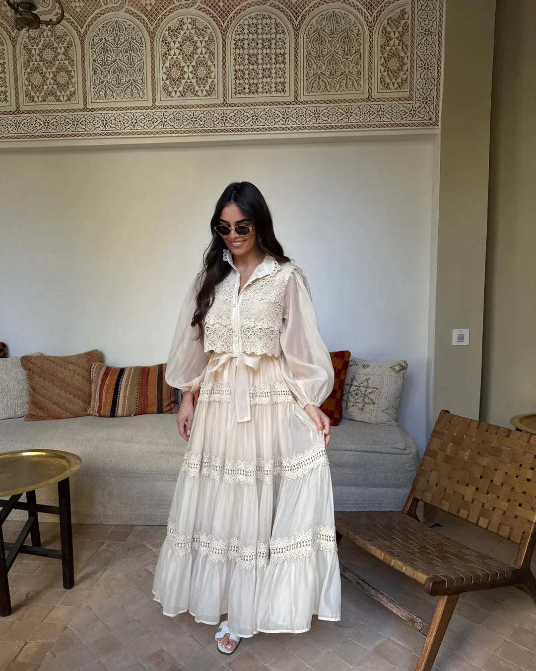 Valentina | Vestido Longo em Renda Artesanal com Aplicação de Pérolas
