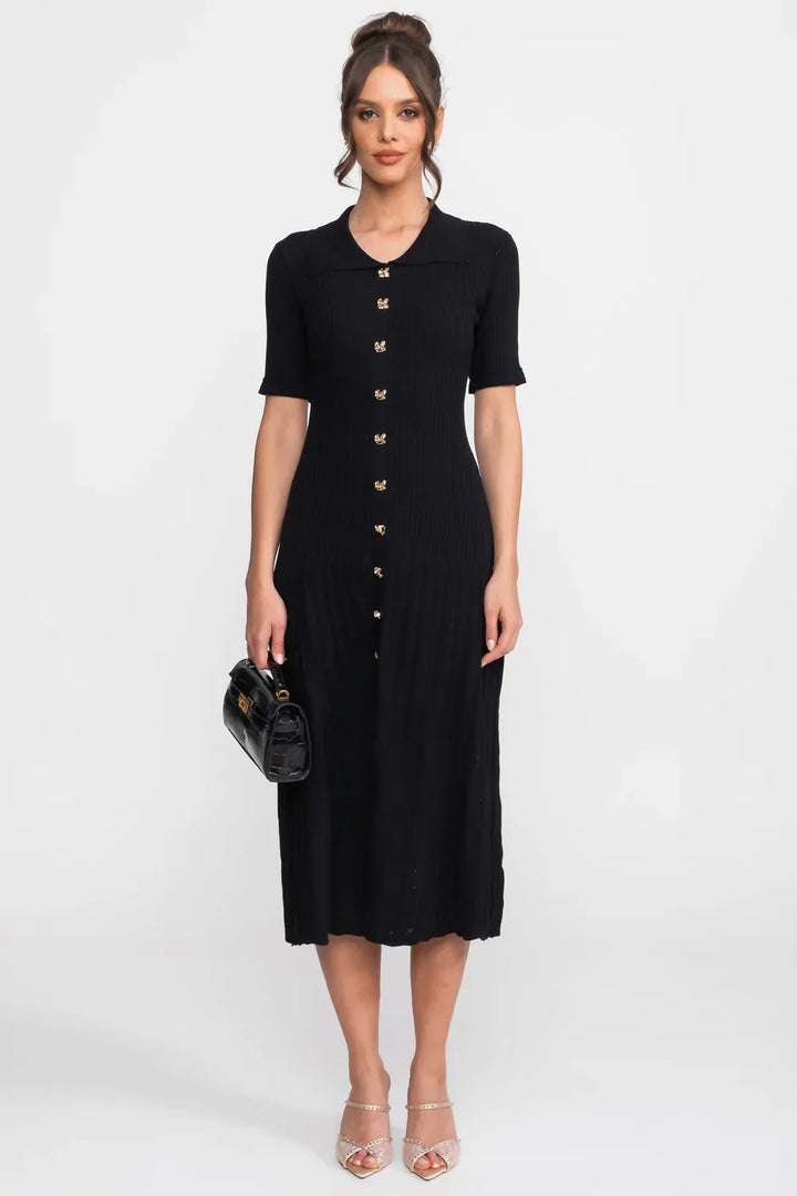 Vestido Midi em Tricô Canelado com Gola Boneca e Saia Plissada