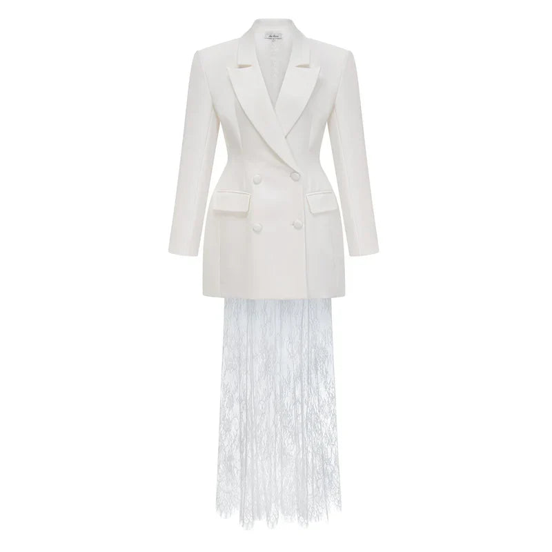 Conjunto Blazer Transpassado e Saia Evasê em Renda Trabalhada