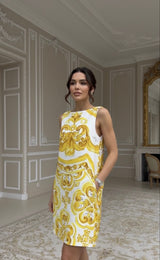 Vestido Silhueta com costas em evidência Estampa Dolce - Elegante