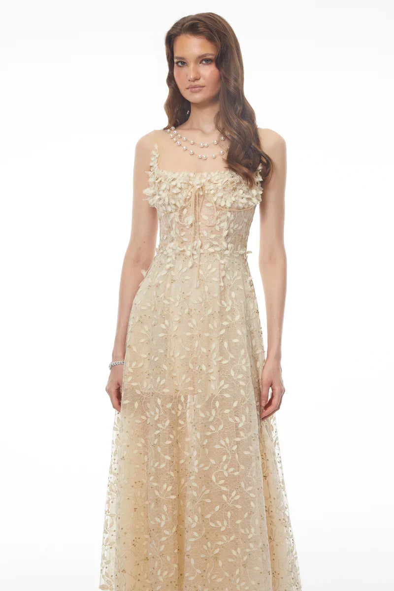 Vestido Midi Alças Finas com Bordados Florais e Saia Fluida