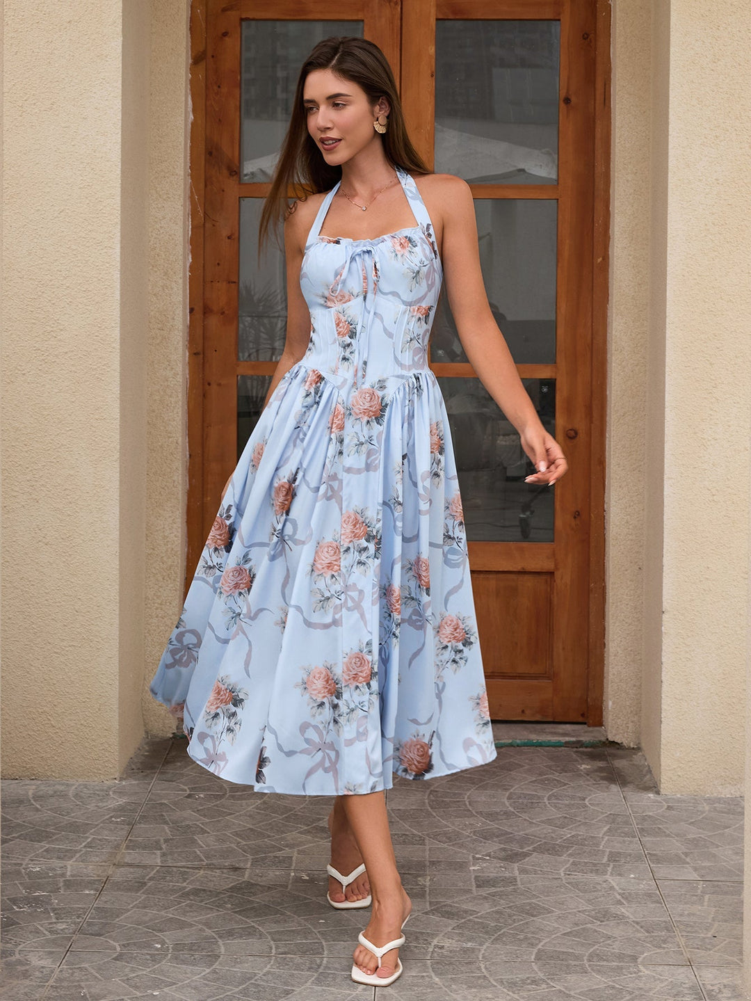 Benedita | Vestido Midi Floral com Alças Finas, Costas Abertas e Saia Rodada