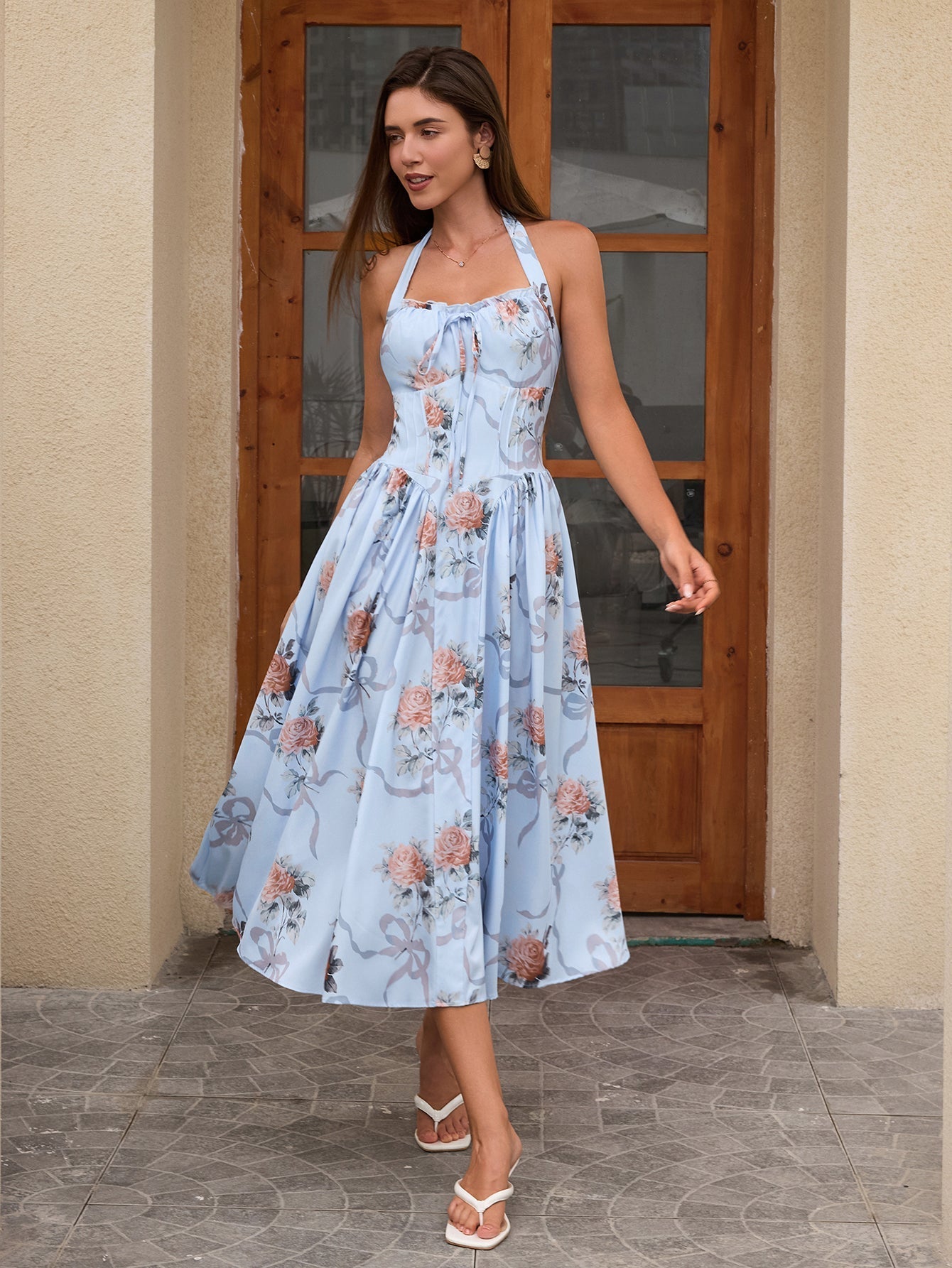 Benedita | Vestido Midi Floral com Alças Finas, Costas Abertas e Saia Rodada