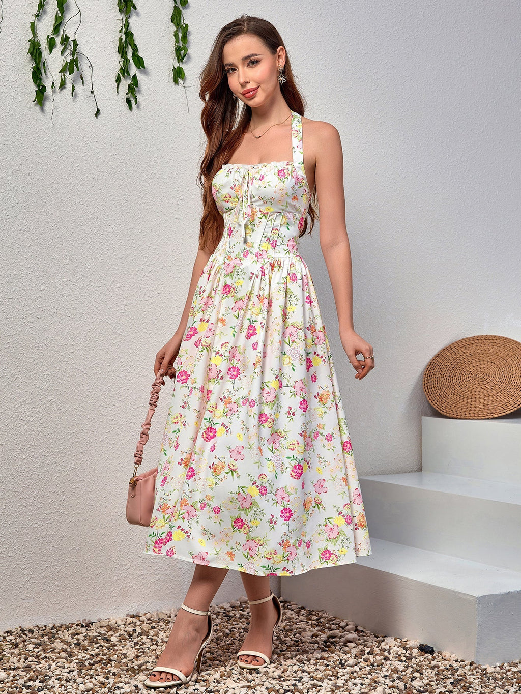 Benedita | Vestido Midi Floral com Alças Finas, Costas Abertas e Saia Rodada