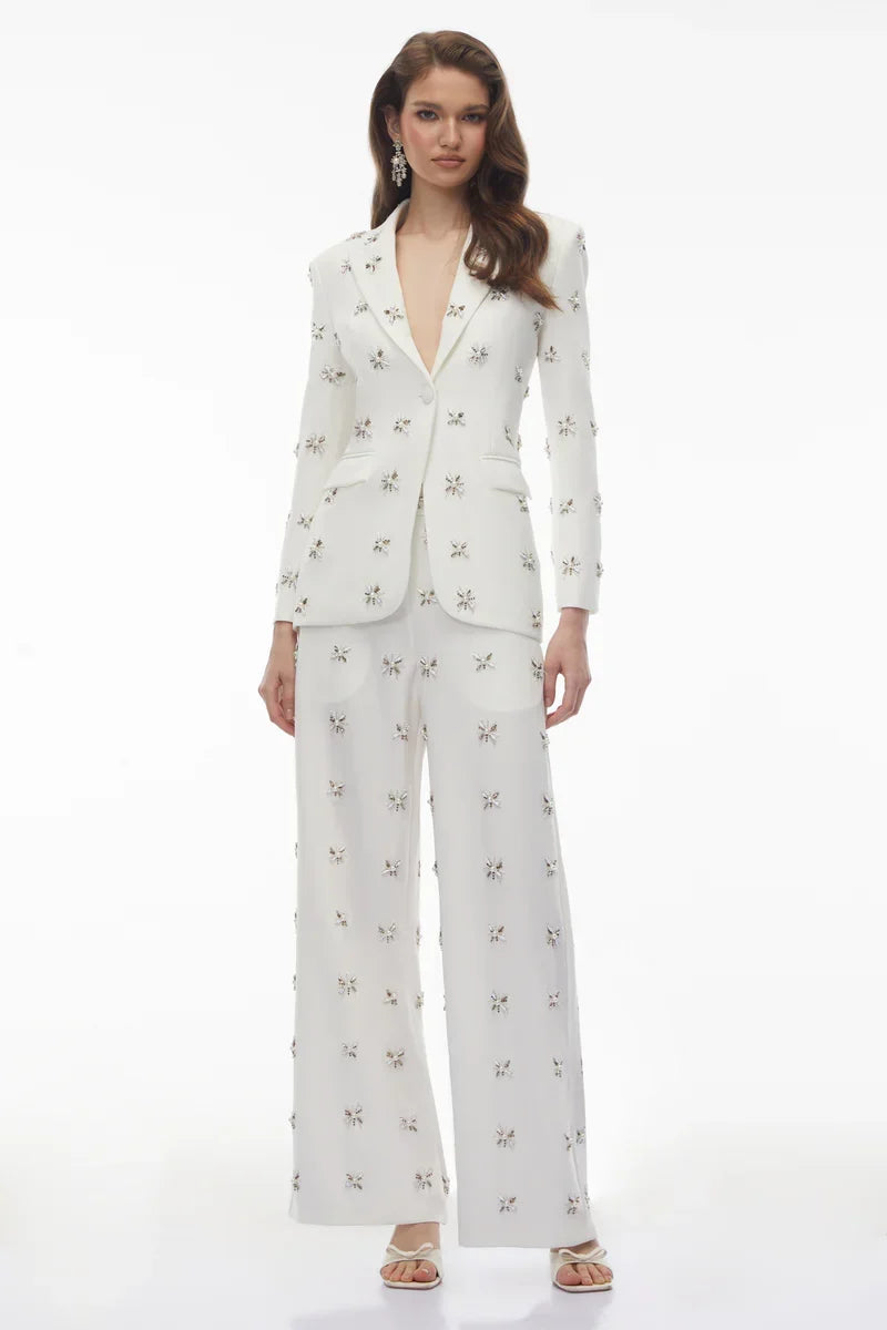 Conjunto de Alfaiataria Escultural com Blazer e Calça com Cristais