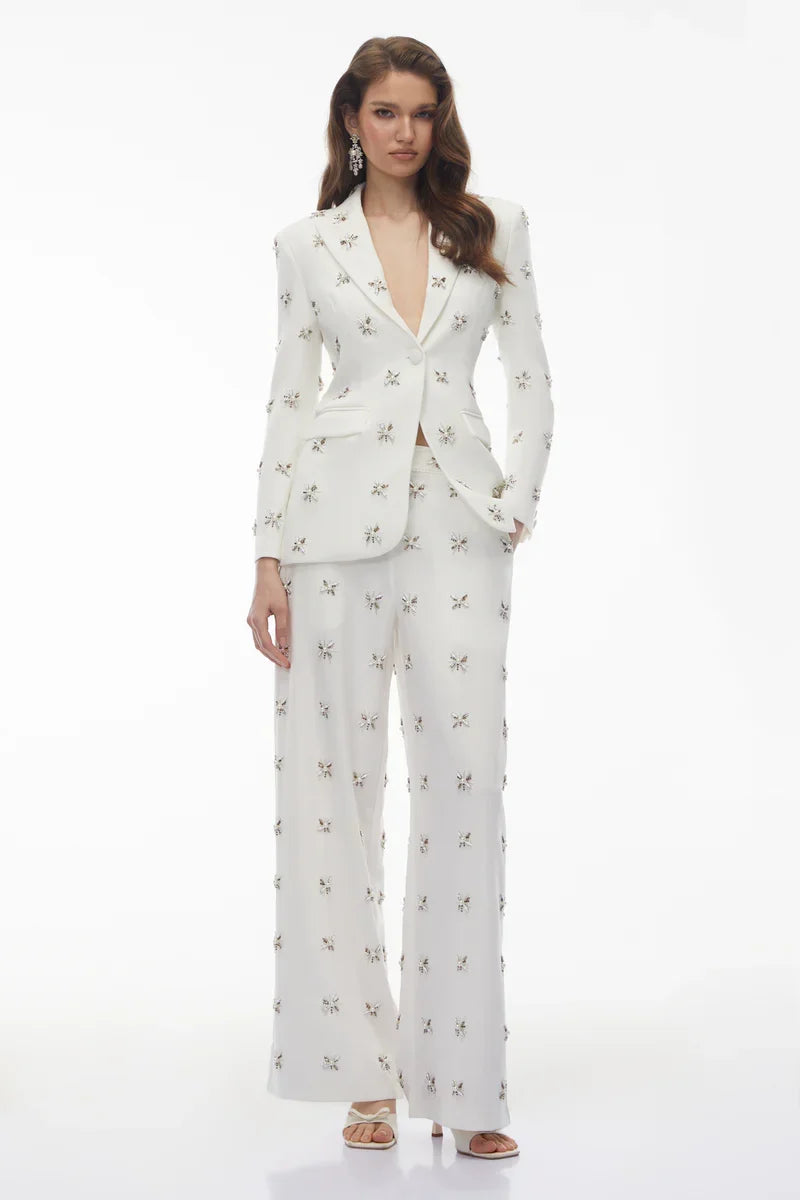 Conjunto de Alfaiataria Escultural com Blazer e Calça com Cristais