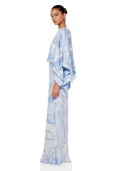 Conjunto Vestido Justo com Capa Fluida Estampada