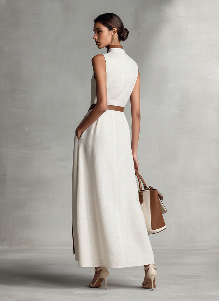 Constância | Vestido Longo Off-White em Linho com Decote V e Corte Fluido