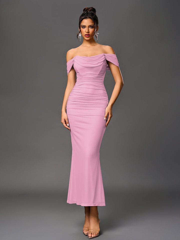 Brunilda | Vestido Midi Chocolate com Ombros Caídos e Franzido