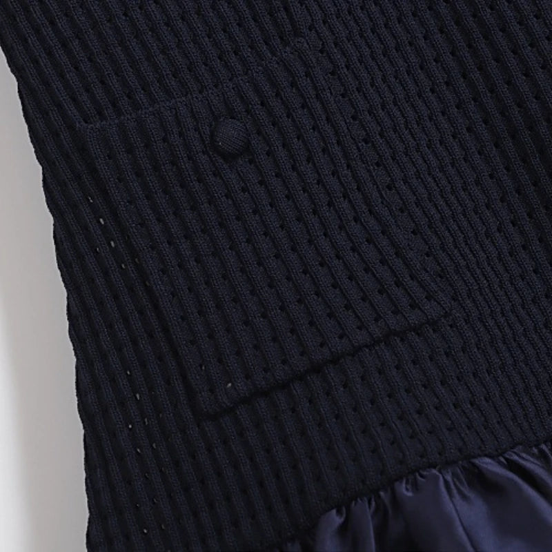 Vestido Mini de Luxo com Detalhes em Renda, Mangas Longas e Saia de Volume