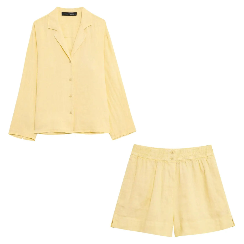 Conjunto Estilo Resort: Camisa Oversized e Short Curto com Bolsos