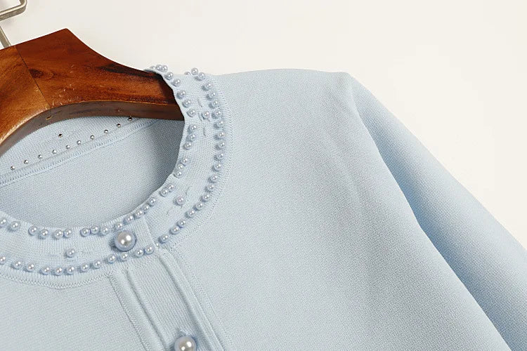 Cardigan em Tricô com Aplicações de Pérolas – Azul Serenity