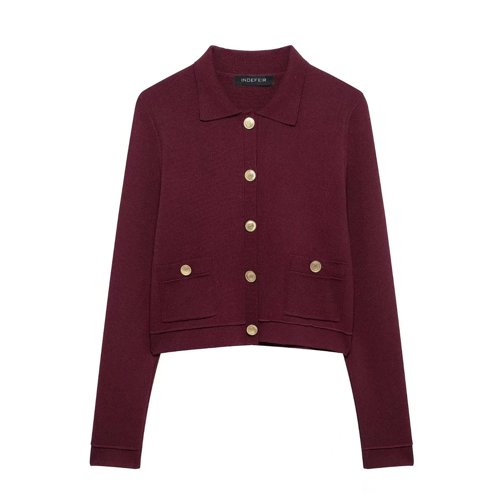 Conjunto Luxo Vermelho em Malha de Alta Densidade – Cardigã e Saia