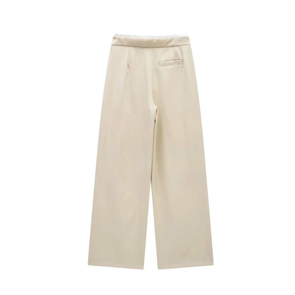 Calça Pantalona: Conforto e Sofisticação em Tecido Leve