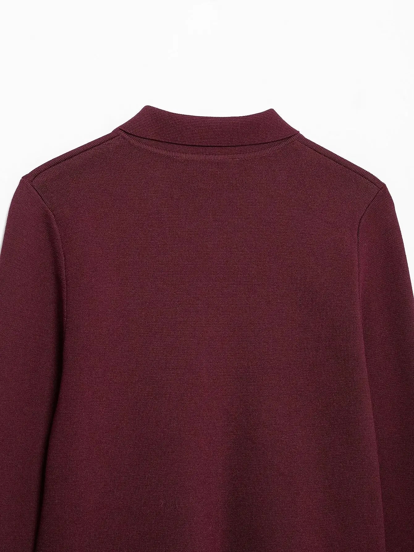 Conjunto Luxo Vermelho em Malha de Alta Densidade – Cardigã e Saia