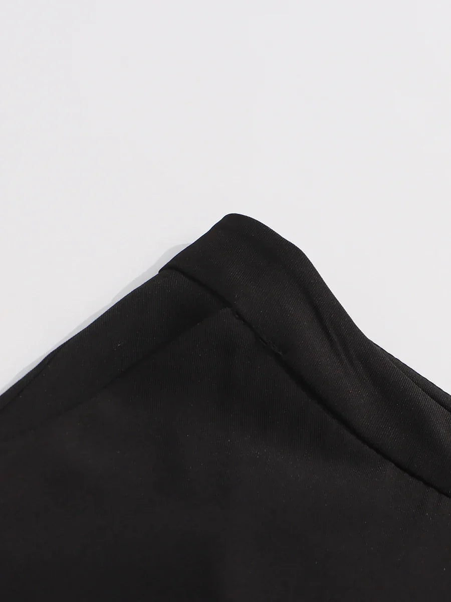 Conjunto de Alfaiataria Escultural com Blazer e Calça com Cristais