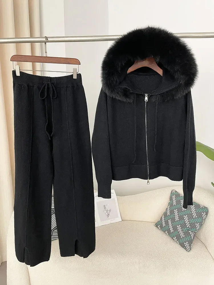 Conjunto Tricô Casaco com Capuz e Gola Encorpada