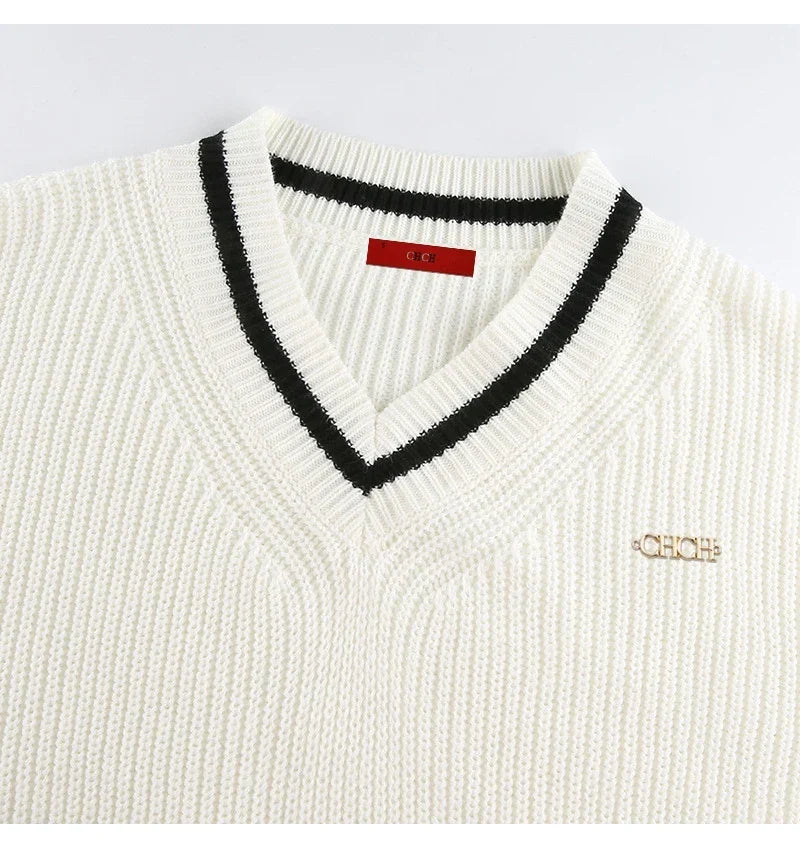 Suéter CHCH Feminino Elegance — Tricot Refinado com Design Atemporal para Looks Sofisticados