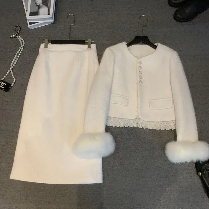 Conjunto Tweed Elegância Atemporal - Casaco Estruturado e Saia Cintura Alta