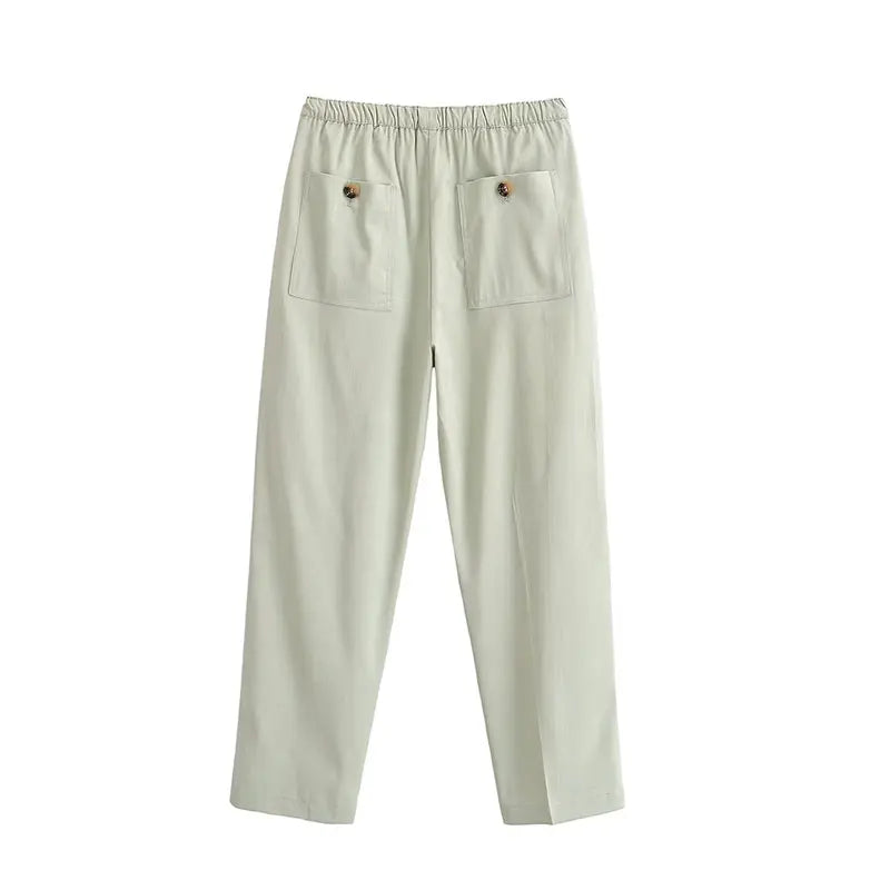 Conjunto Minimalista Abotoamento Simples e Calça de Corte Reto