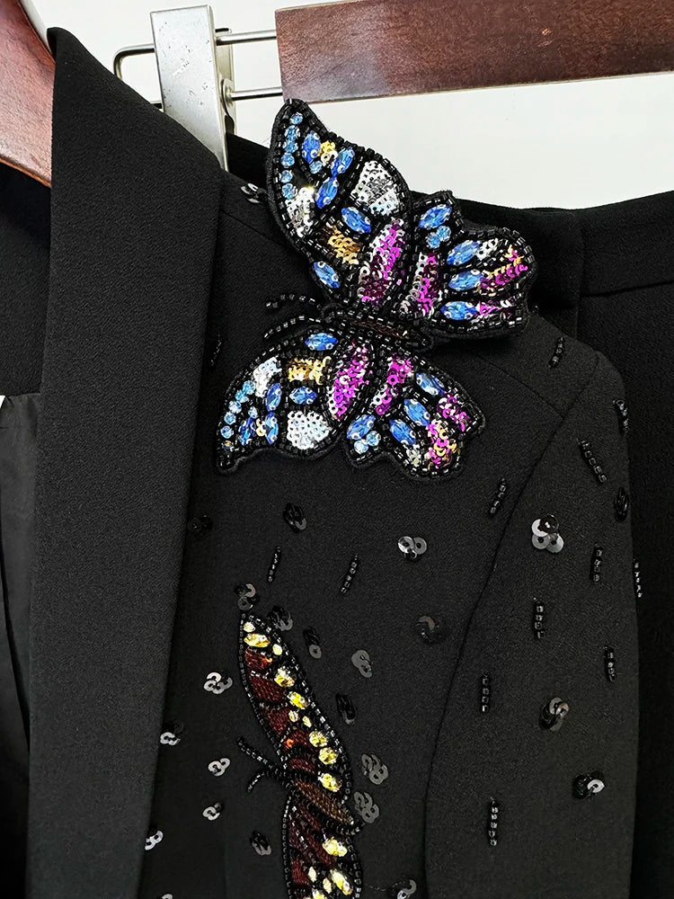 Conjunto Elegante: Blazer com Aplicação 3D e Calça Pantalona