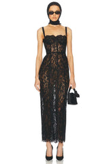 Vestido Longo Escultural com Decote Quadrado e Renda Nobre