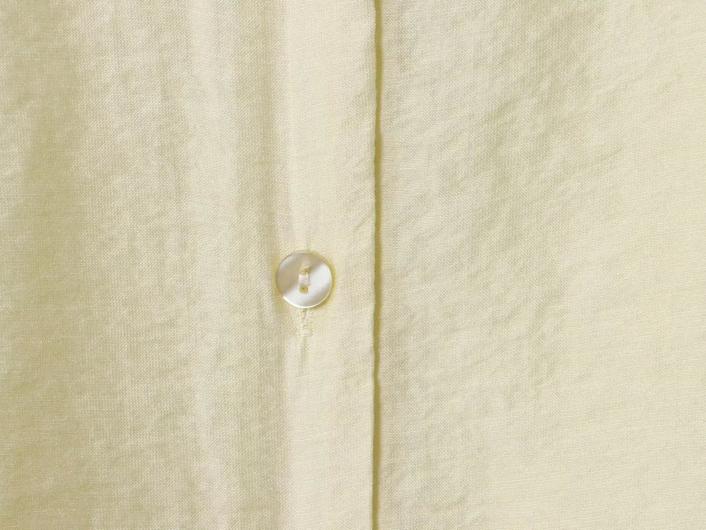 Camisa Elegante de Manga Longa – Modelagem Solta e Minimalista