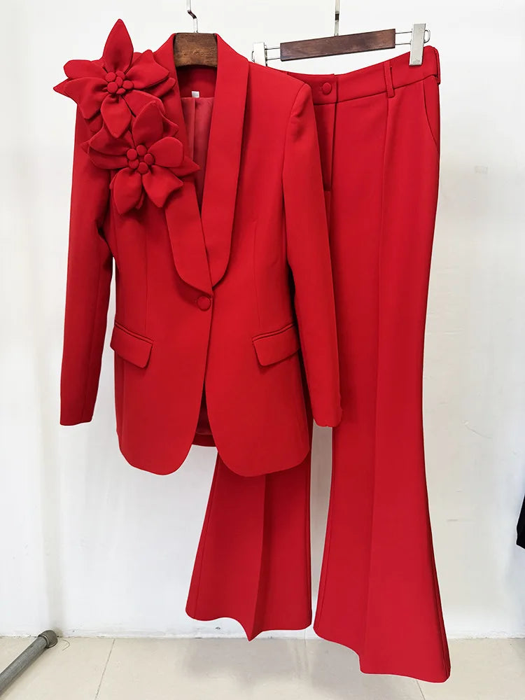 Conjunto de Alfaiataria 2 Peças: Blazer com Aplicação de Flor 3D e Calça