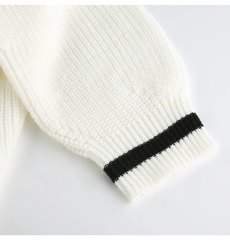 Suéter CHCH Feminino Elegance — Tricot Refinado com Design Atemporal para Looks Sofisticados
