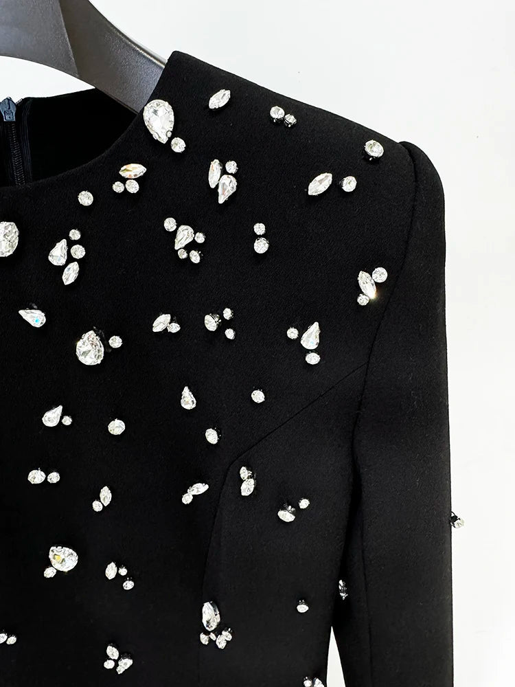 Isabela | Vestido Longo com Bordado à Mão em Pedrarias