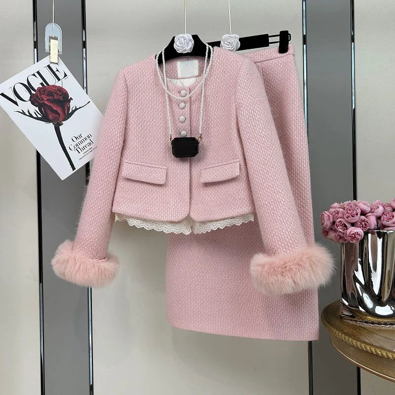 Conjunto Tweed Elegância Atemporal - Casaco Estruturado e Saia Cintura Alta