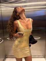 Dóris | Vestido Mini Amarelo Dourado Texturizado com Alças Largas