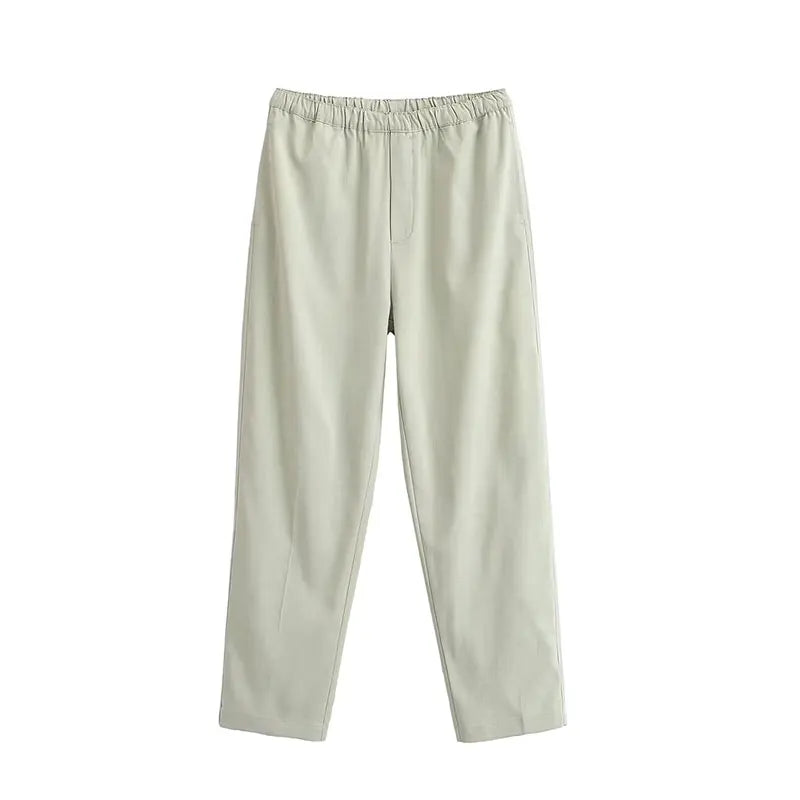 Conjunto Minimalista Abotoamento Simples e Calça de Corte Reto