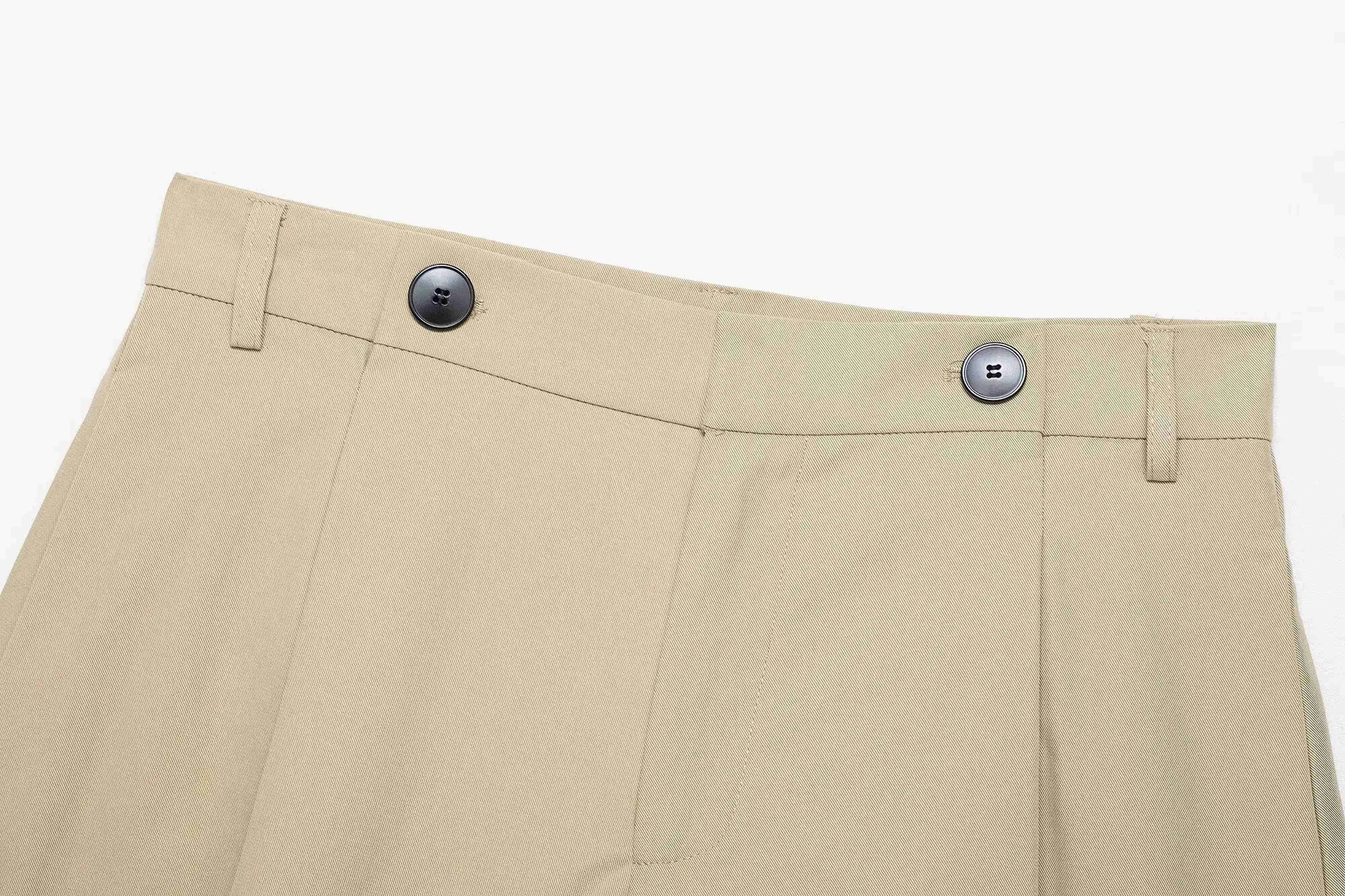 Conjunto Streetwear Elegante: Casaco Estruturado com Cinto e Shorts de Alfaiataria