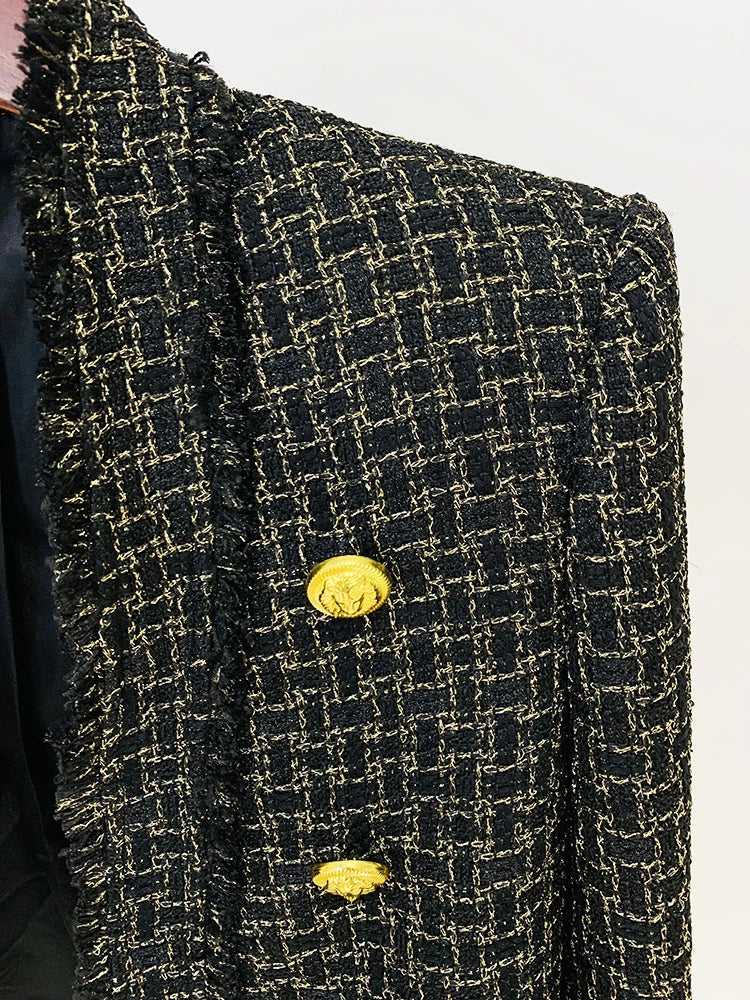 Blazer em Tweed Xadrez com Fios Dourados e Botões Ornamentais