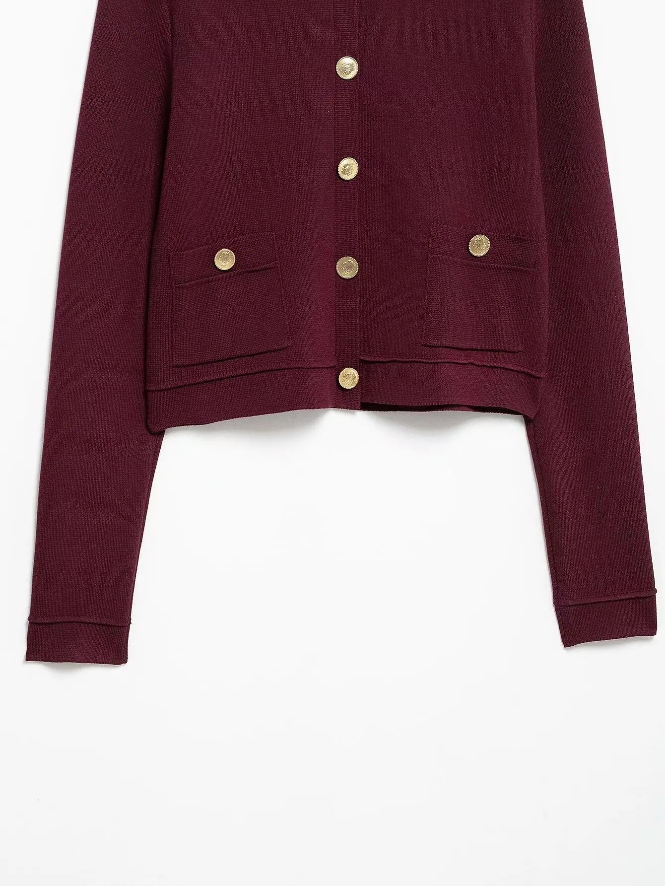 Conjunto Luxo Vermelho em Malha de Alta Densidade – Cardigã e Saia