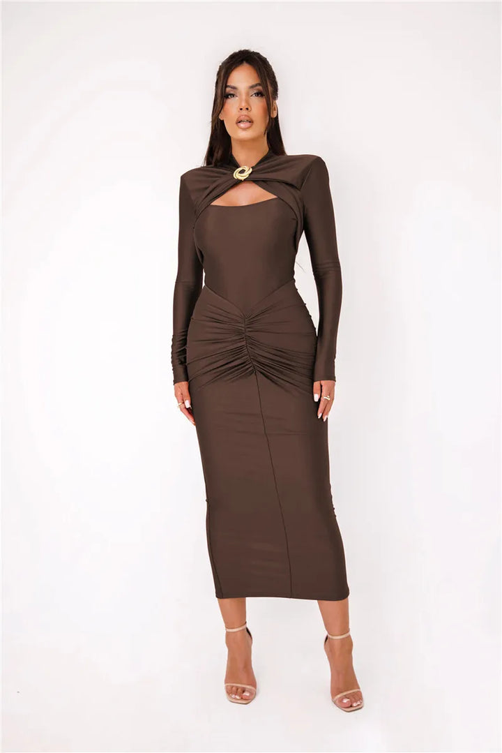 Bianca | Vestido Maxi em Malha com Fivela de Metal e Manga Longa