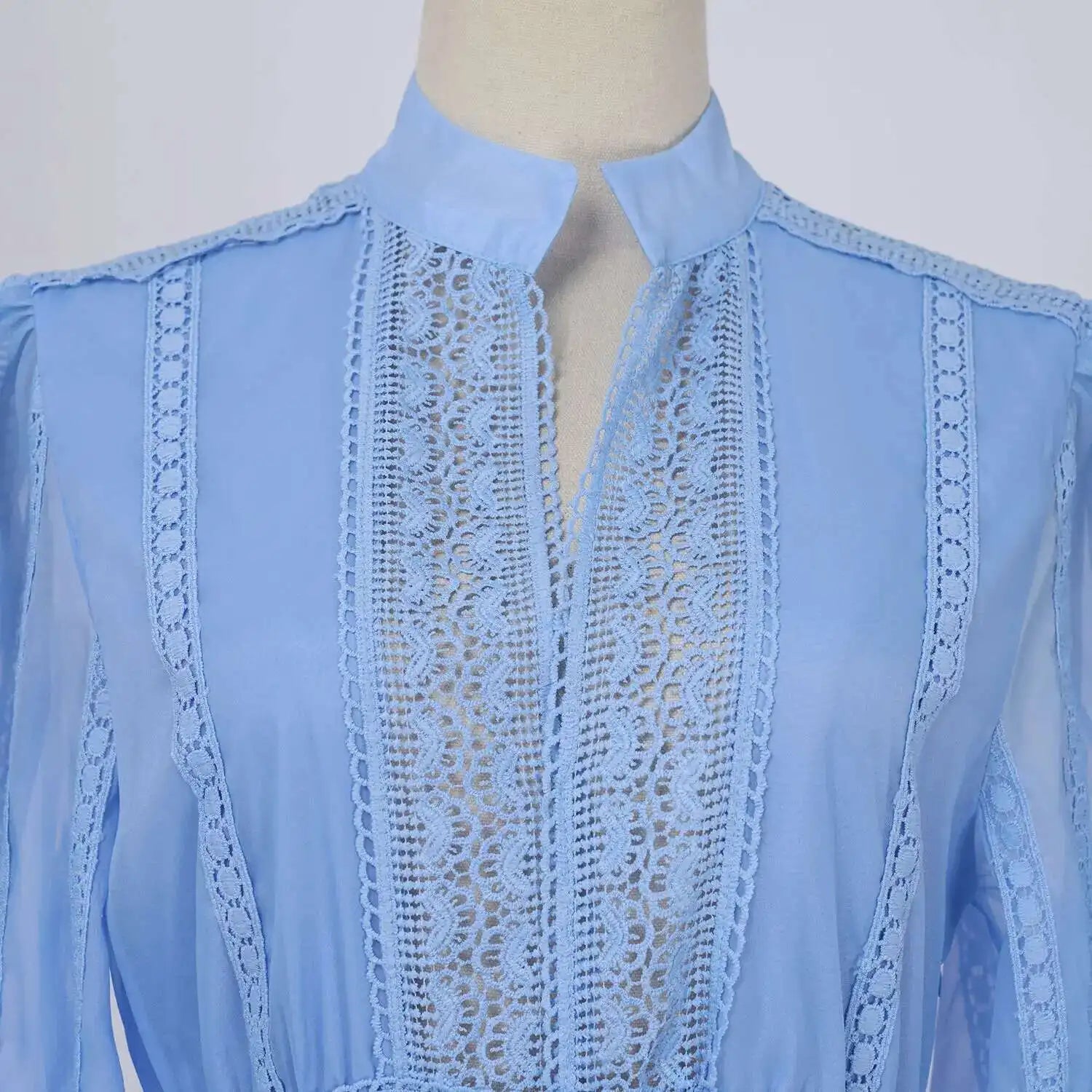 Cecília | Vestido Longo em Renda com Tecido 100% Algodão e Manga Longa