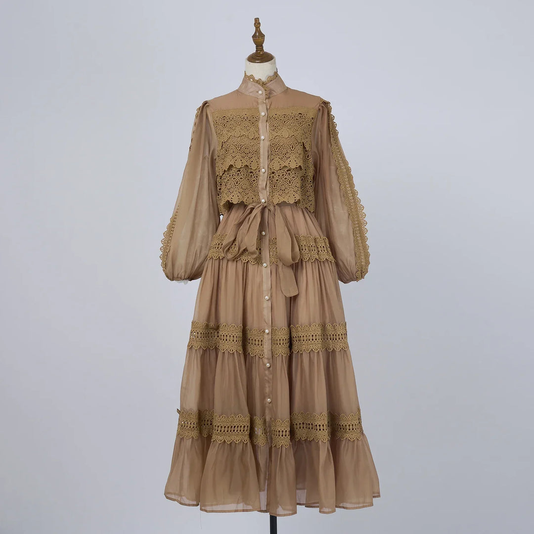 Valentina | Vestido Longo em Renda Artesanal com Aplicação de Pérolas